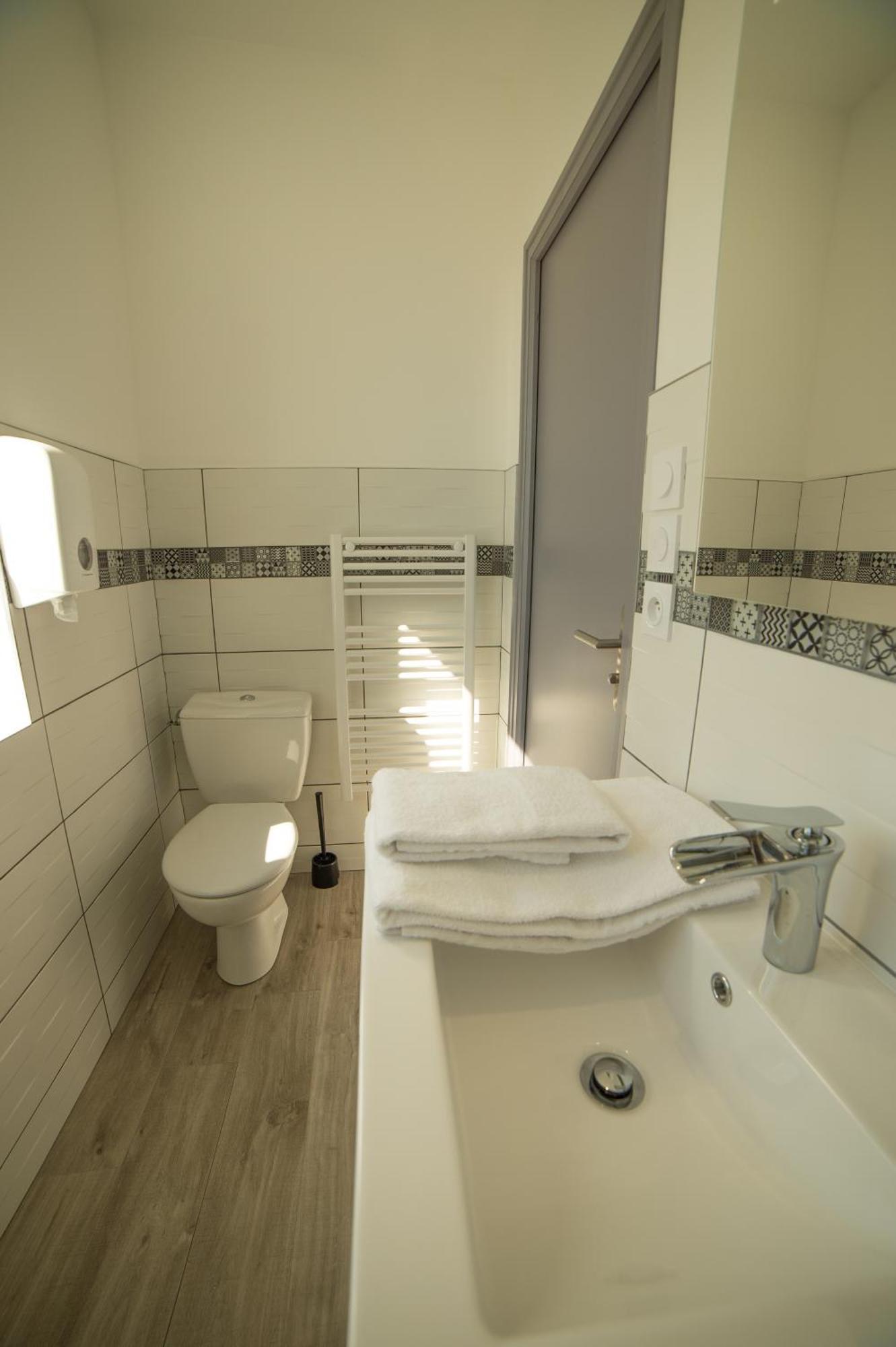 Appart Hotel De La Souleuvre Le Bény-Bocage Room photo